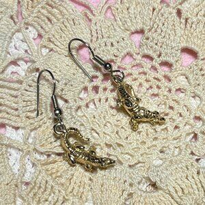 Stylish Golden Toned Gator Earrings for Women